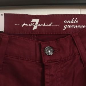 Must have these 7for all mankind ankle skinny pants slightly shredded bottom